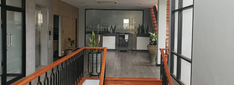 slide company profile