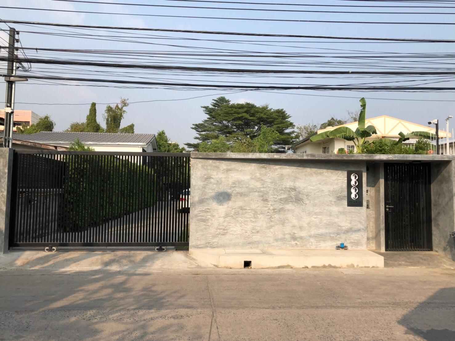 slide company profile