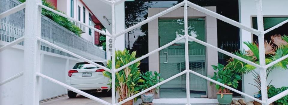 slide company profile