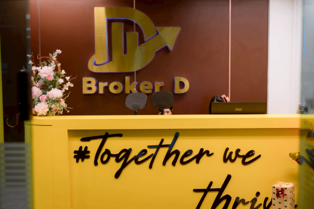 เจ้าหน้าที่วิเคราะห์สินเชื่อเบื้องต้น บริษัท โบรกเกอร์ ดี จำกัด