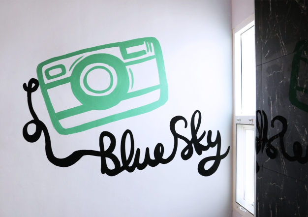 พนักงานต้อนรับ BLUESKYRESIDENCE AIRPORT
