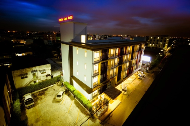 โรงแรมทับทิมสยาม สุวรรณภูมิ โรงแรมทับทิมสยาม สุวรรณภูมิ
