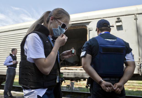 หางาน,สมัครงาน,งาน,ทีมสืบสวนดัตช์ ลงพื้นที่ตรวจสอบศพเหยื่อ 'MH17'